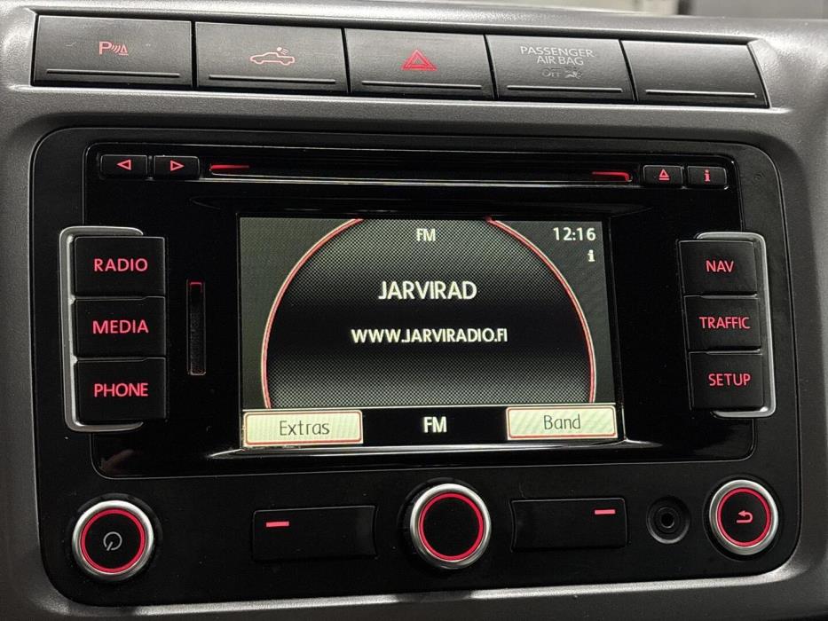 VOLKSWAGEN Amarok 2014