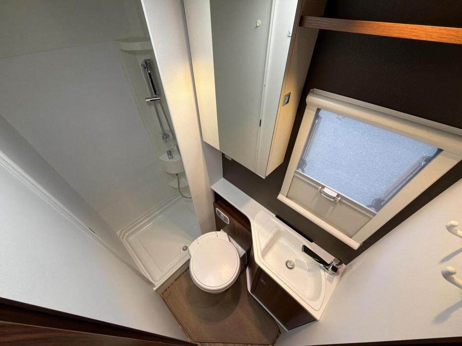 ADRIA MATRIX 650 SF 2015