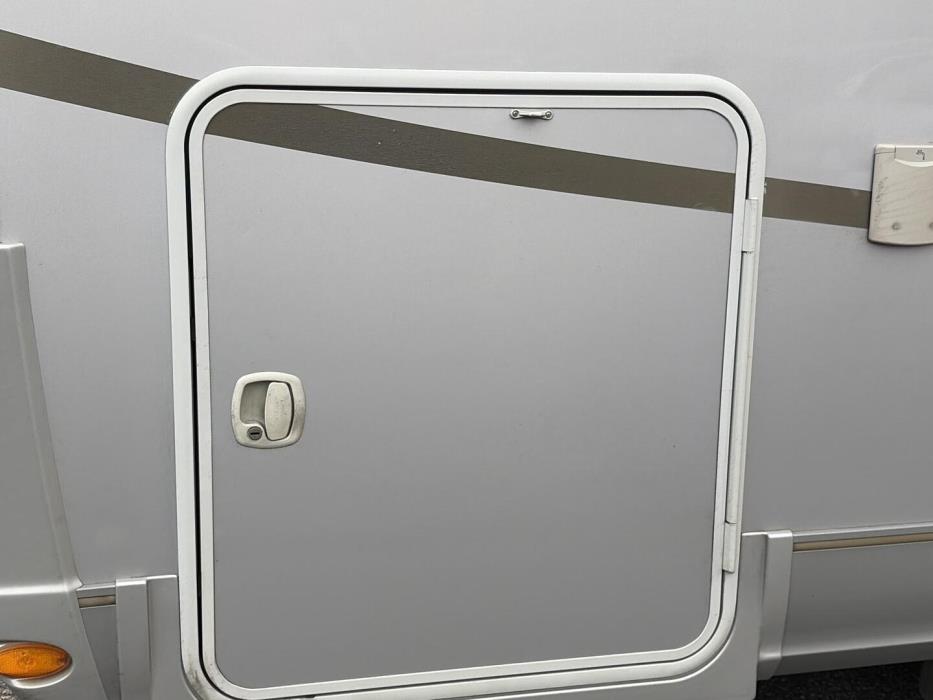 ADRIA MATRIX 650 SF 2015