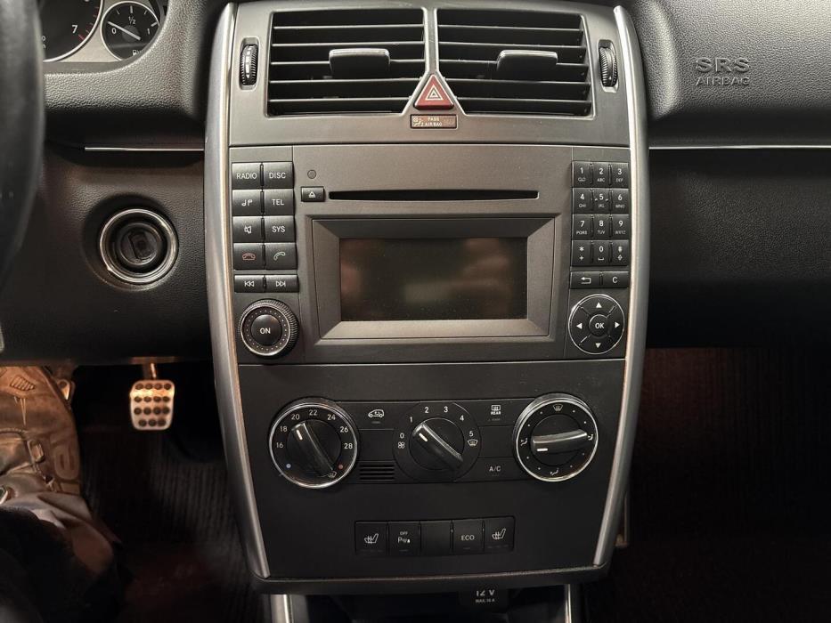 MERCEDES-BENZ B 2010