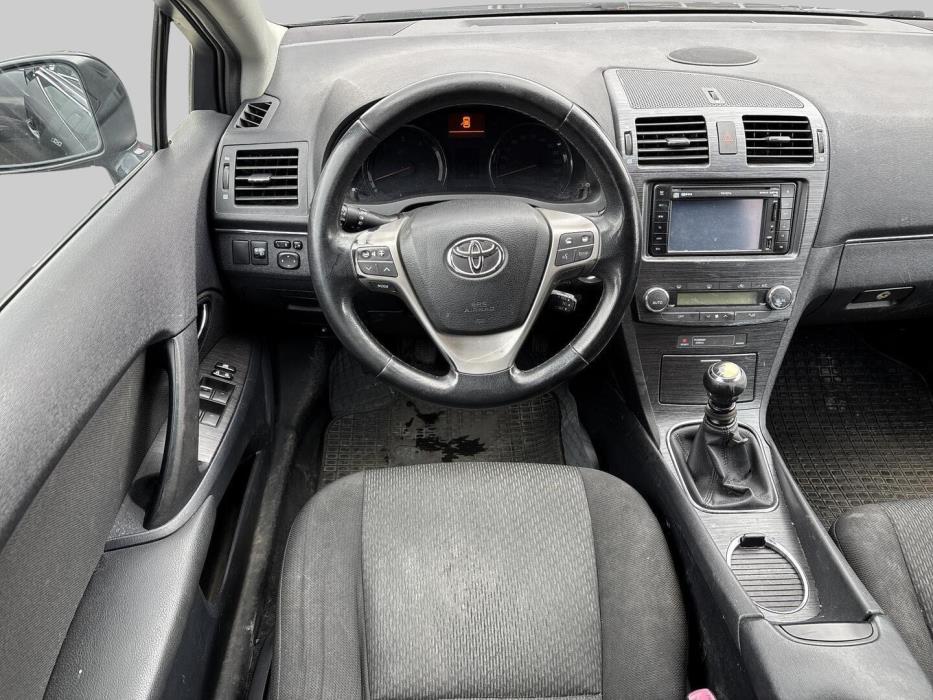 TOYOTA Avensis 2009