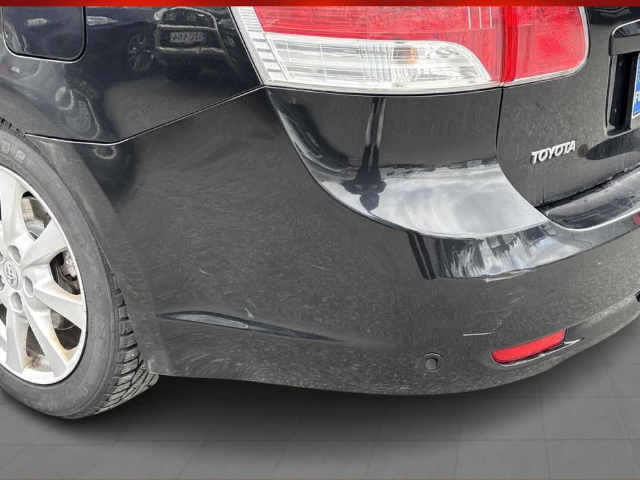 TOYOTA Avensis 2009