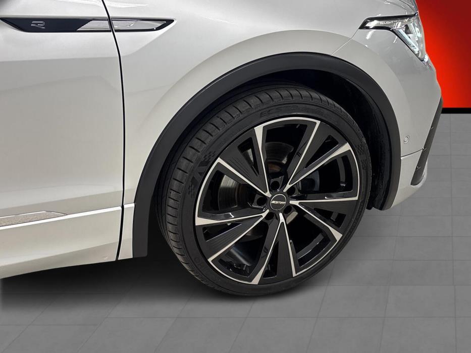 VOLKSWAGEN Tiguan 2021
