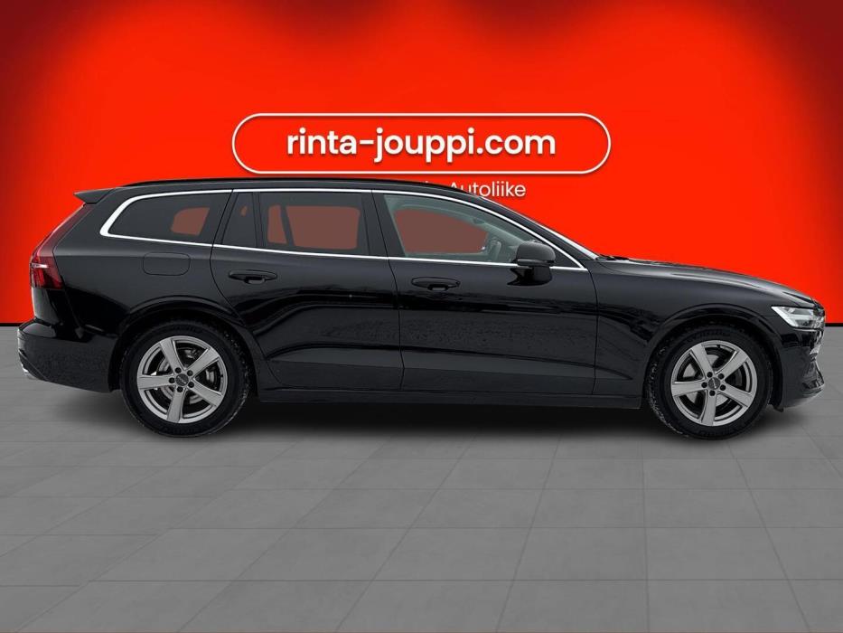 VOLVO V60 2022