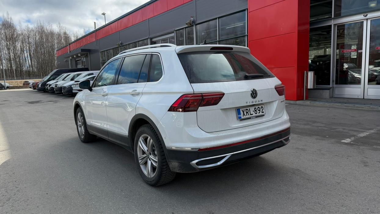 VOLKSWAGEN Tiguan 2022