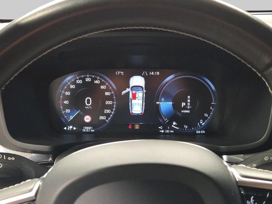VOLVO V60 2021