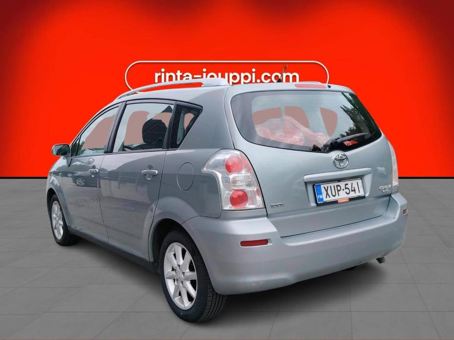 TOYOTA Corolla Verso 2009