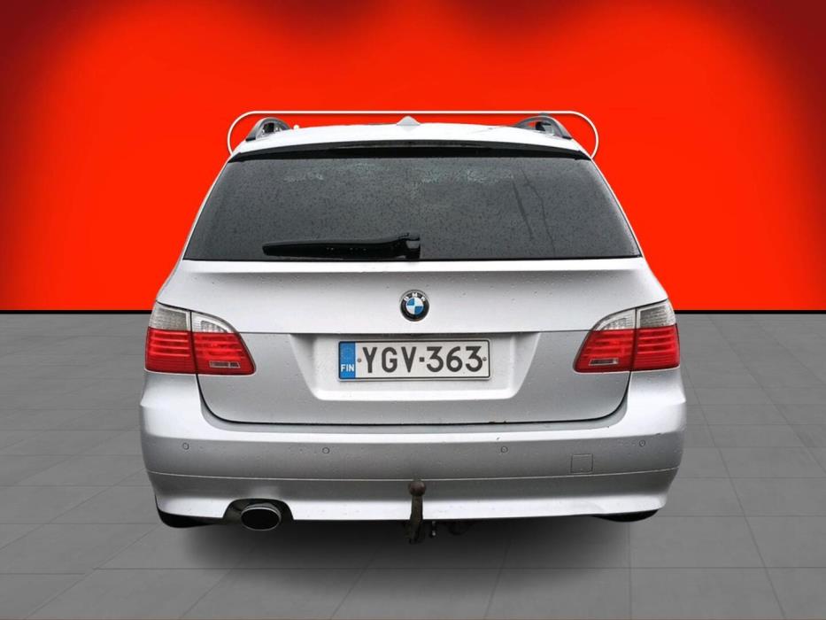 BMW 520 2008