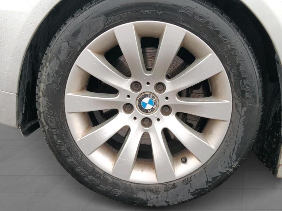 BMW 520 2008