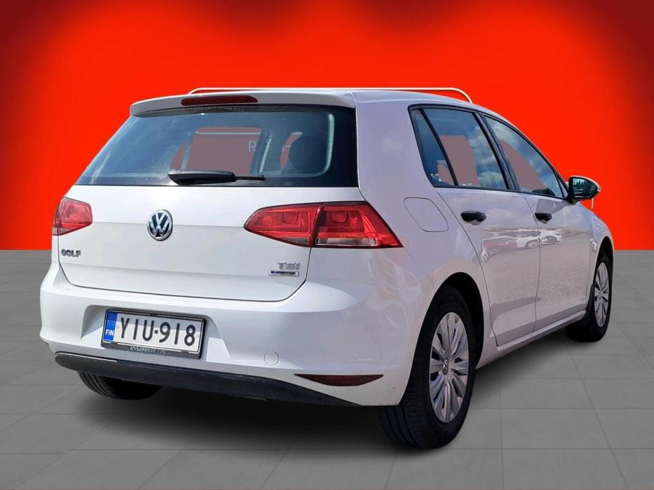 VOLKSWAGEN Golf 2014