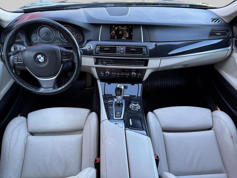 BMW 518 2015