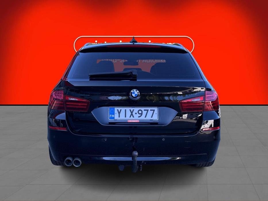 BMW 518 2015