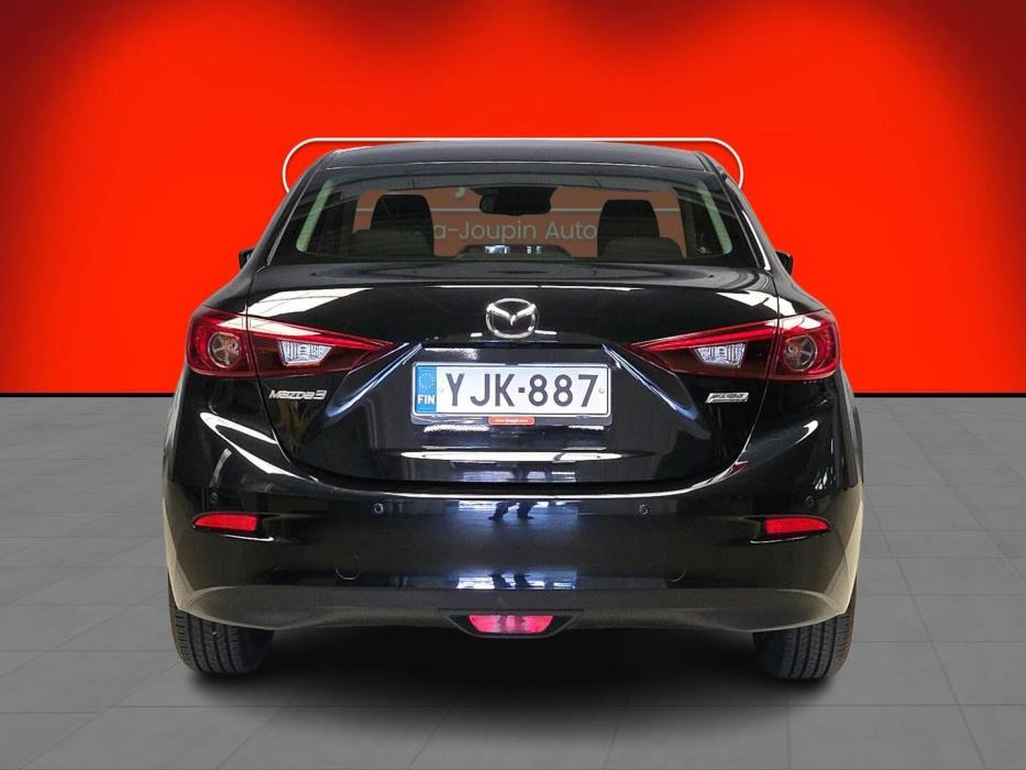 MAZDA 3 2017