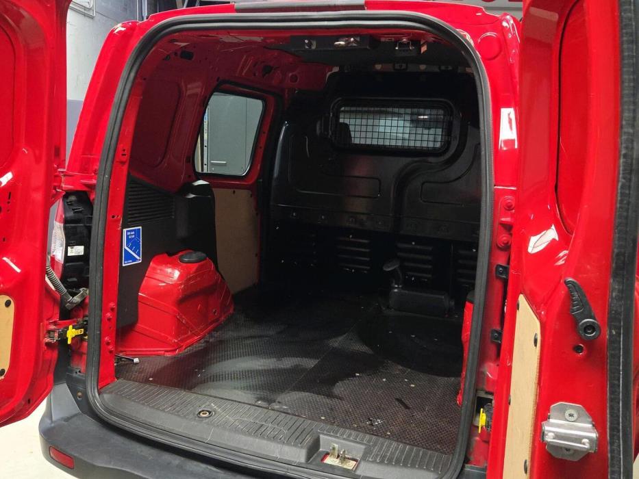 FORD Transit Courier 2020