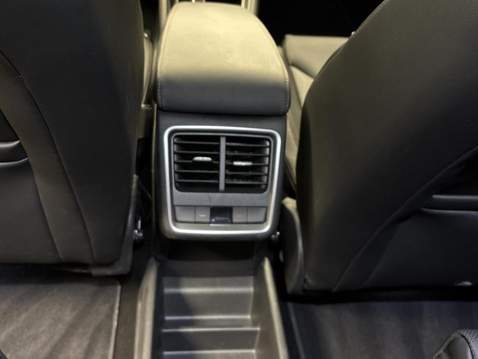 SKODA ENYAQ 2025