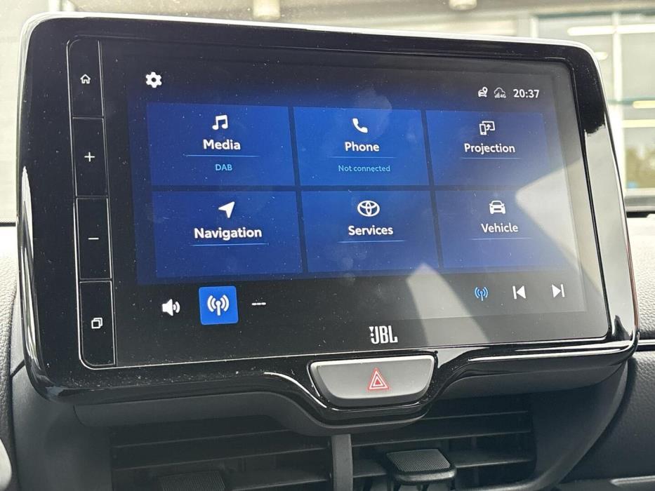 TOYOTA YARIS 2022