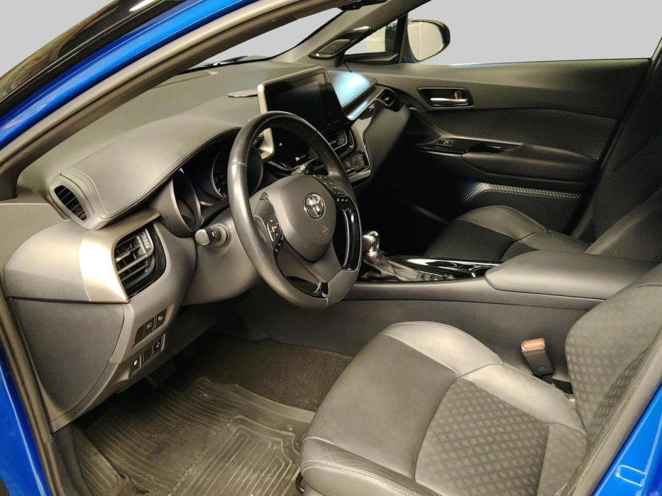 TOYOTA C-HR 2019