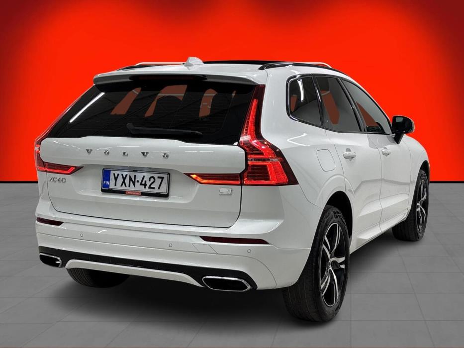 VOLVO XC60 2021
