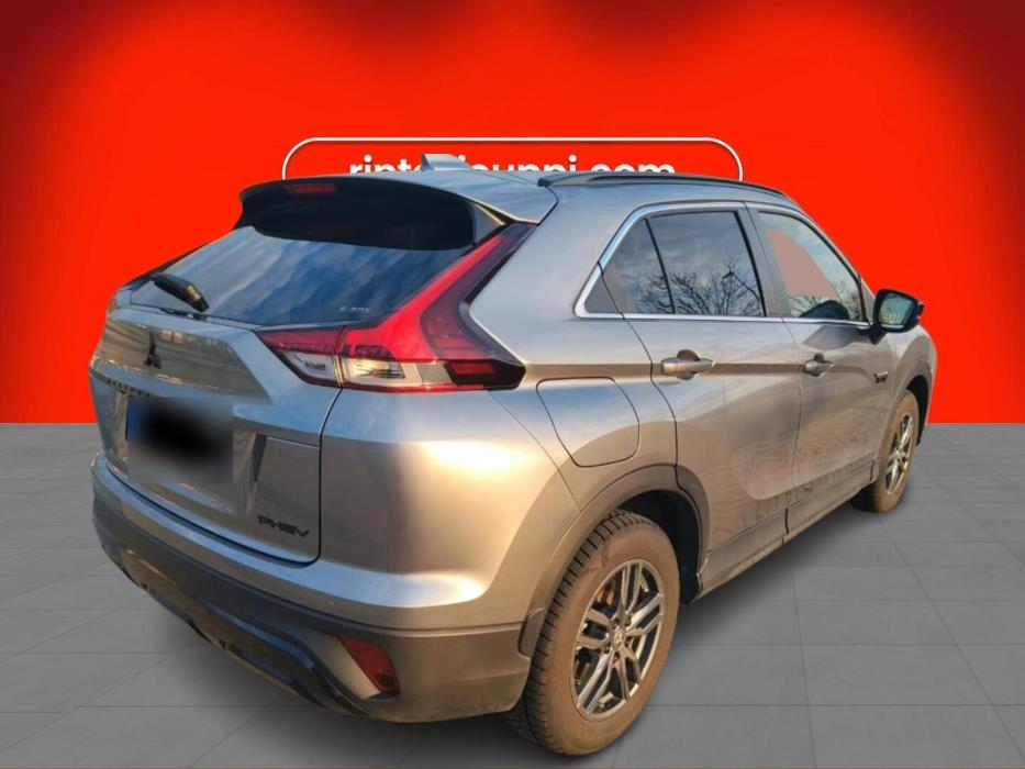 MITSUBISHI ECLIPSE CROSS 2024
