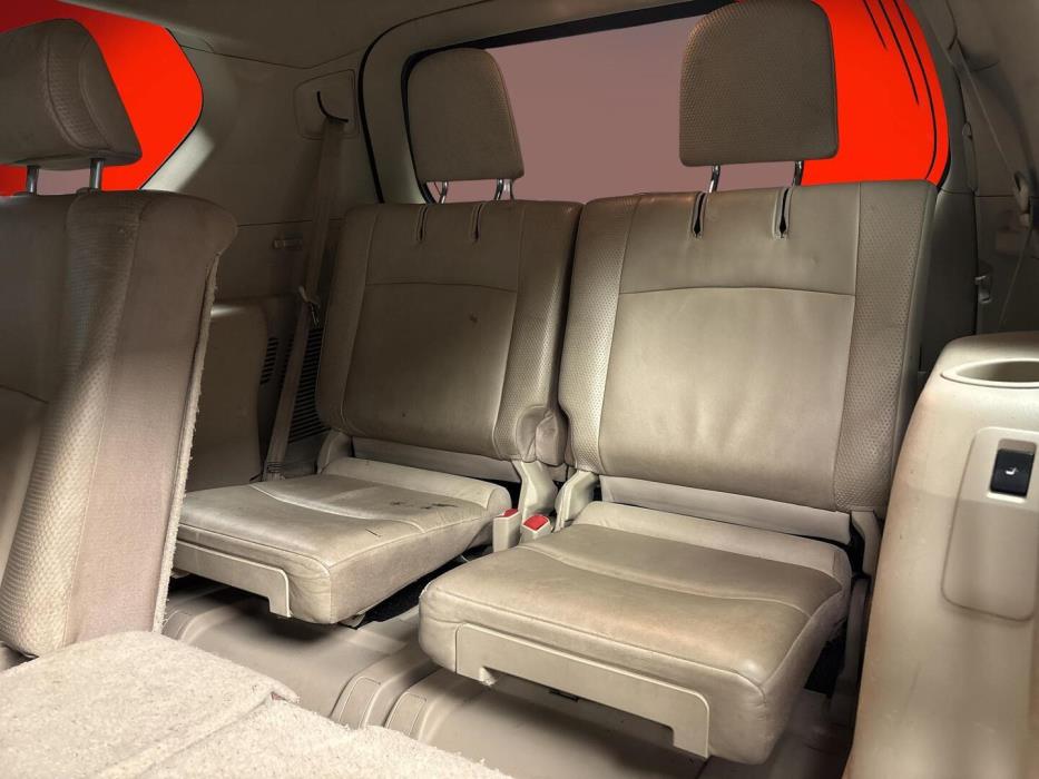 TOYOTA Land Cruiser 2010