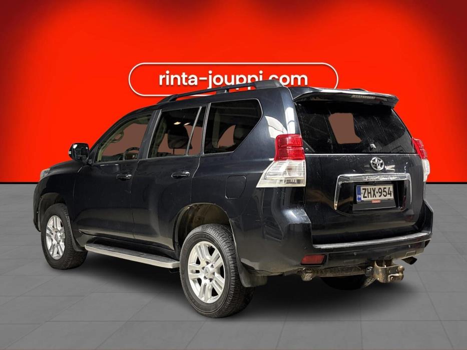 TOYOTA Land Cruiser 2010
