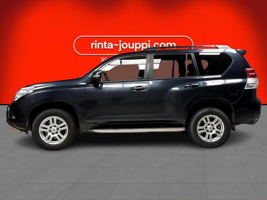 TOYOTA Land Cruiser 2010