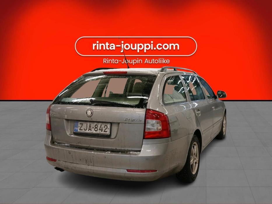 SKODA Octavia 2010