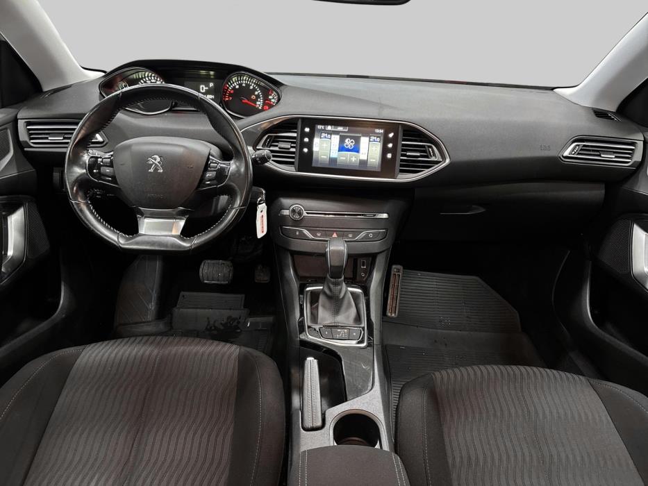 PEUGEOT 308 2015