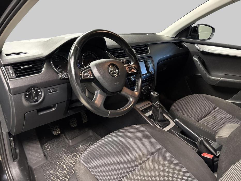 SKODA Octavia 2015