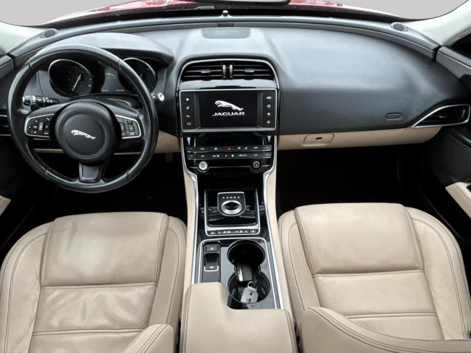 JAGUAR XE 2017