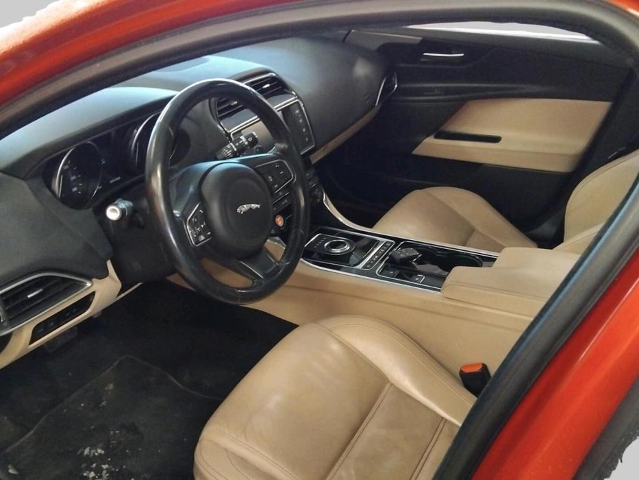 JAGUAR XE 2016