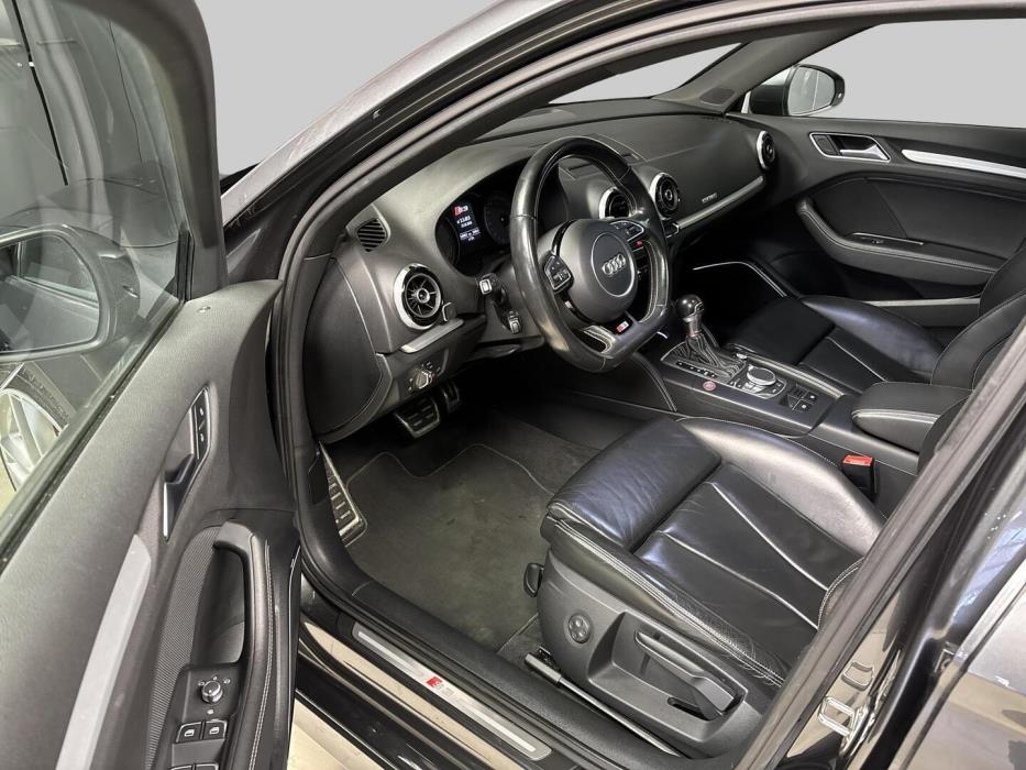 AUDI S3 2015