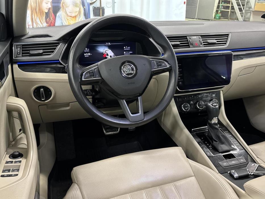 SKODA Superb 2019