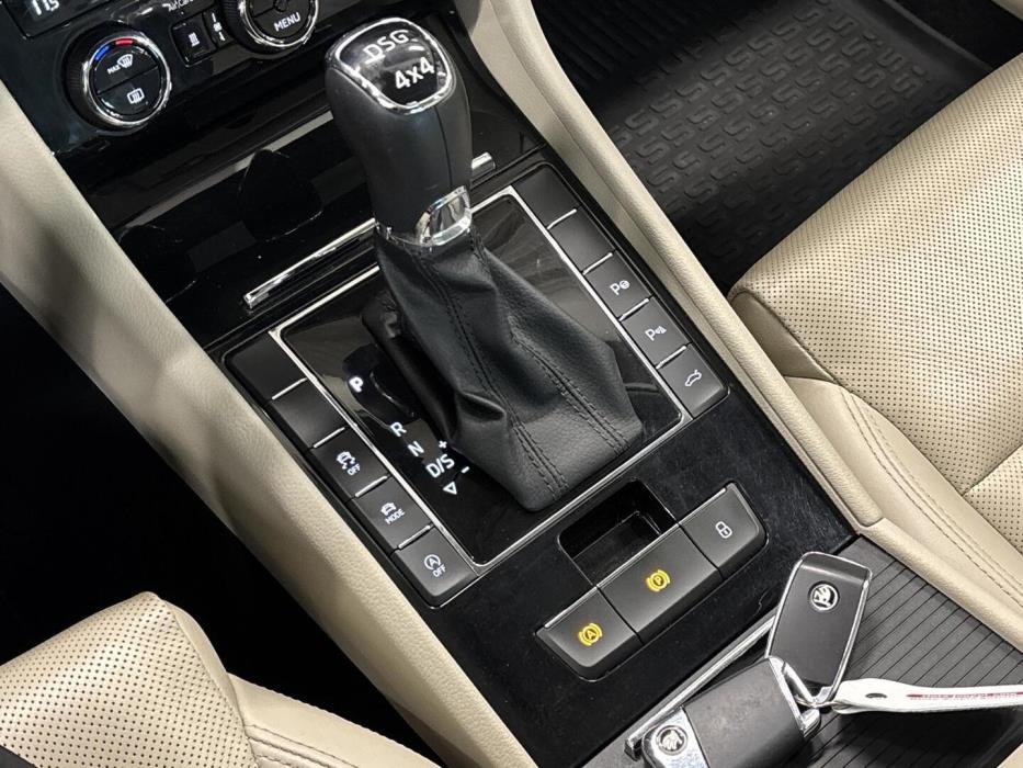 SKODA Superb 2019