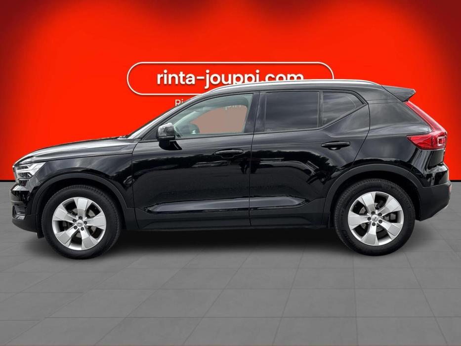 VOLVO XC40 2019