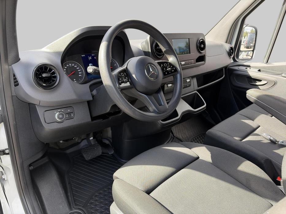 MERCEDES-BENZ Sprinter 2022