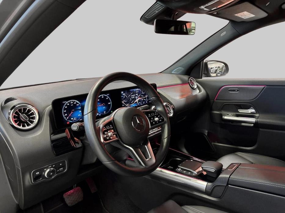 MERCEDES-BENZ EQA 2022