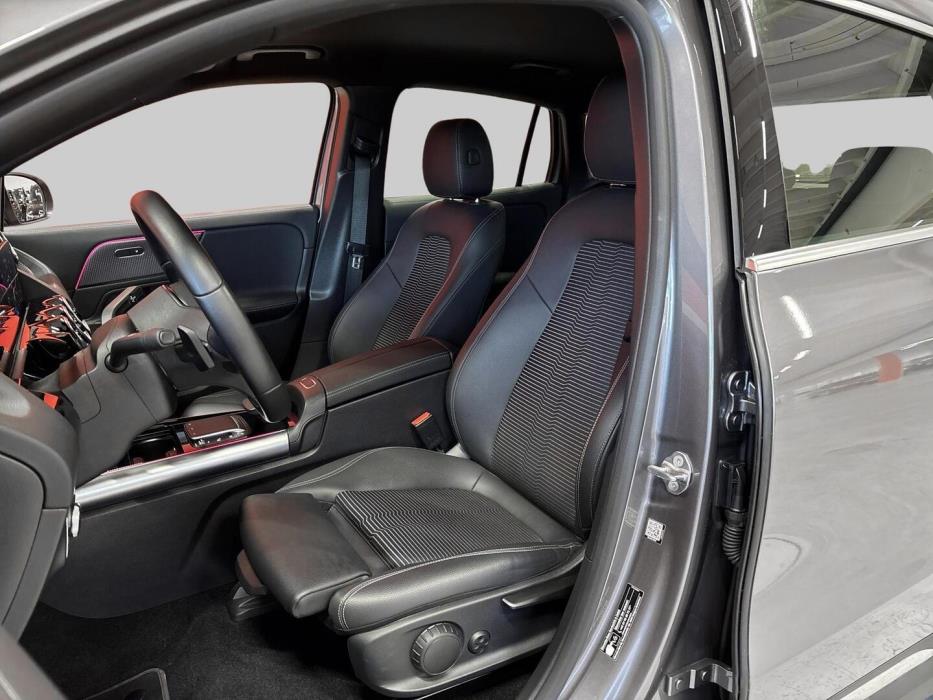 MERCEDES-BENZ EQA 2022