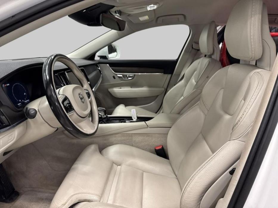VOLVO V90 CROSS COUNTRY 2017