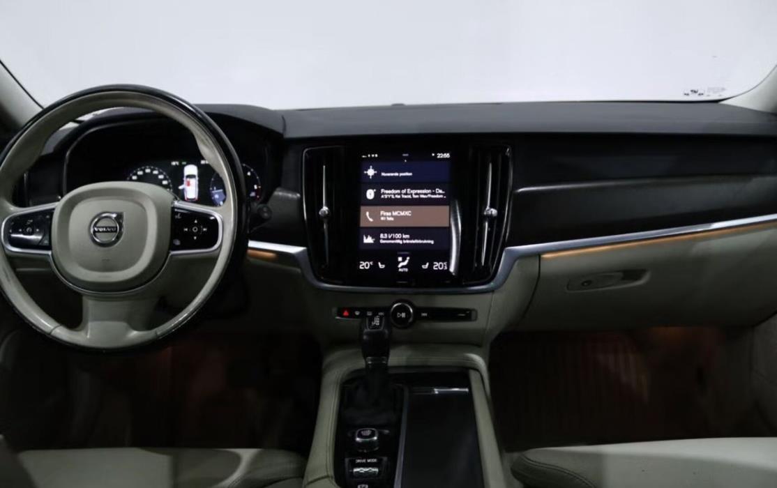 VOLVO V90 CROSS COUNTRY 2017