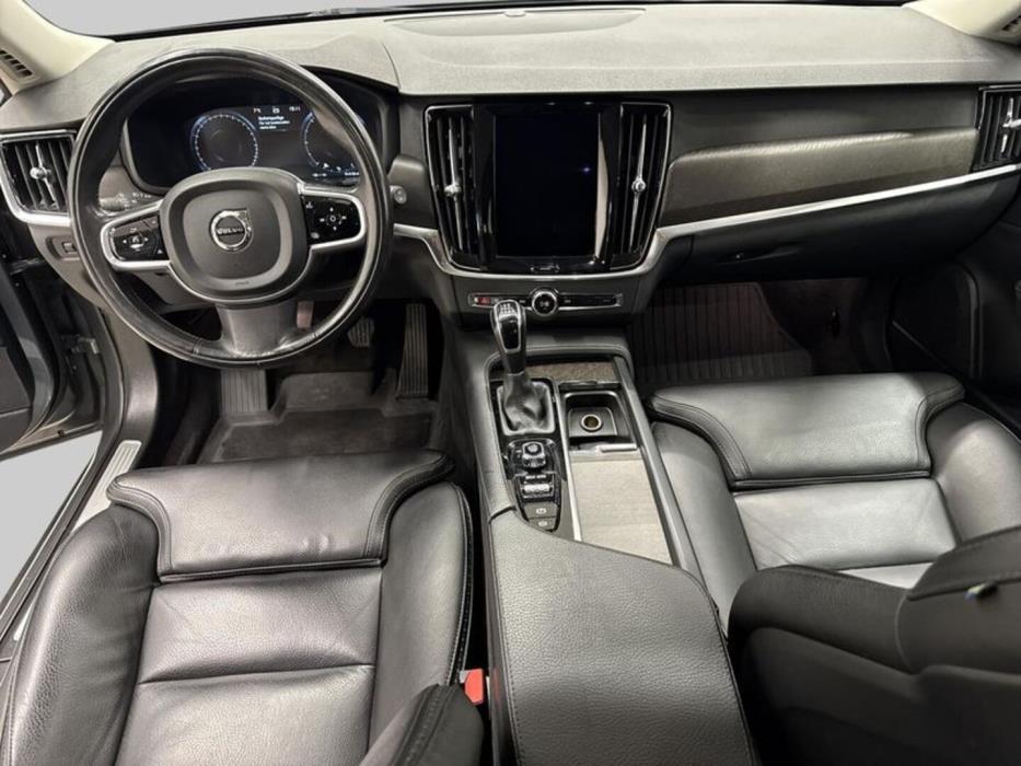 VOLVO V90 CROSS COUNTRY 2018