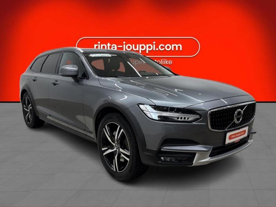 VOLVO V90 CROSS COUNTRY 2018