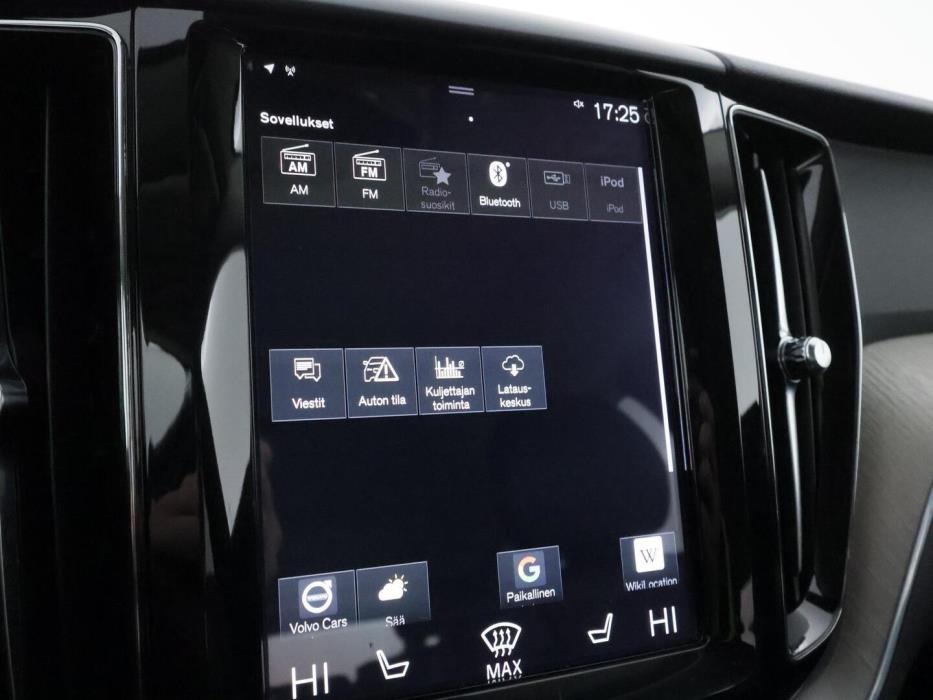 VOLVO XC60 2018