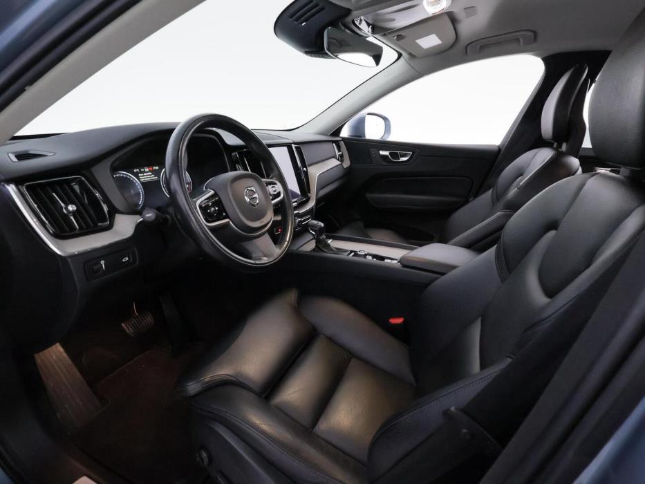 VOLVO XC60 2018