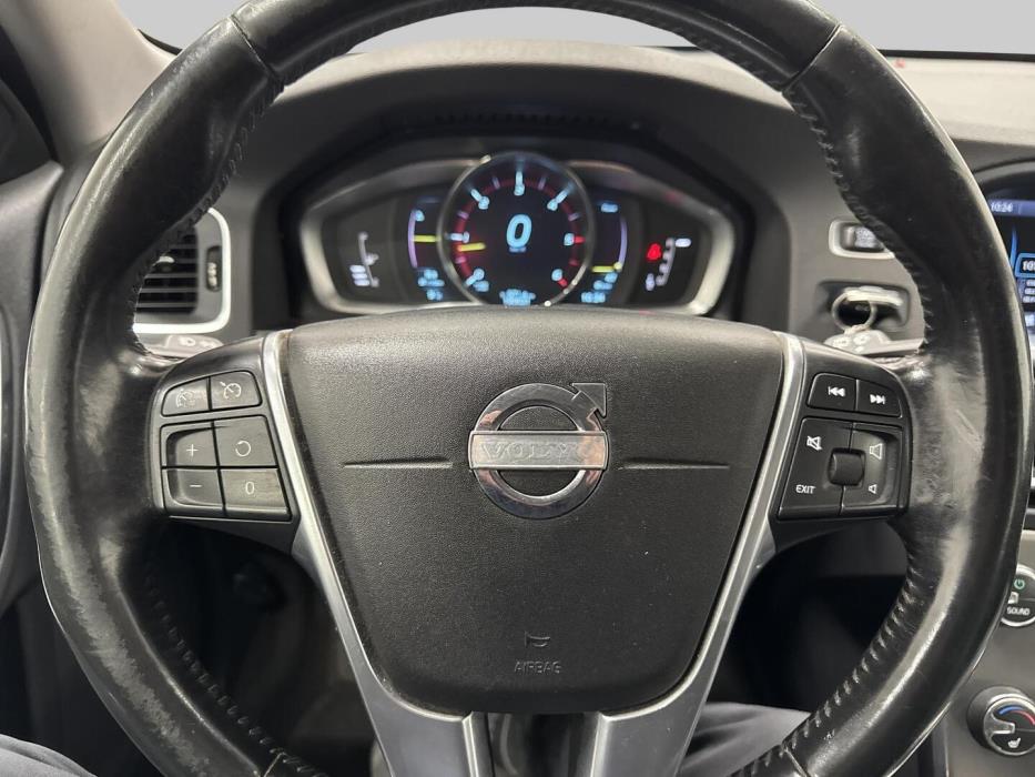 VOLVO V60 2014