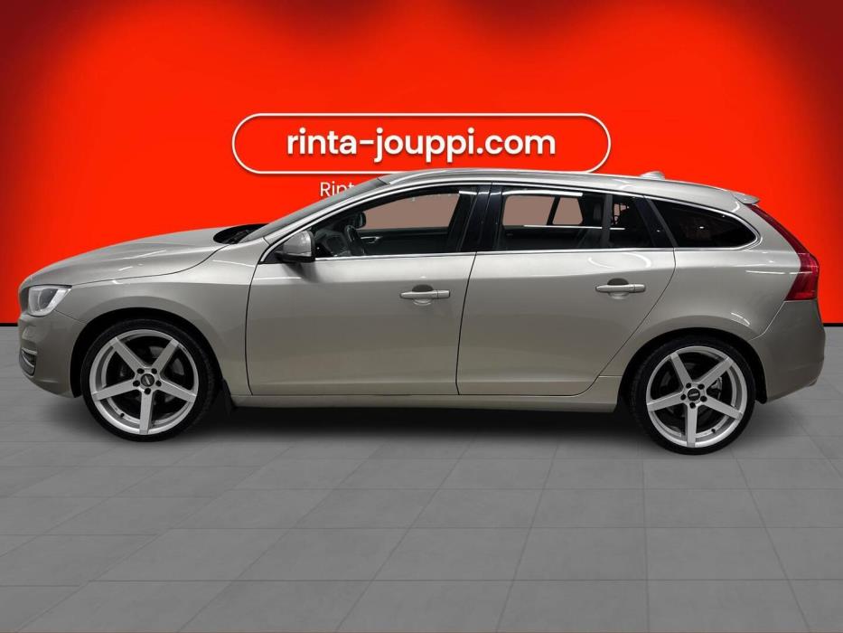 VOLVO V60 2014