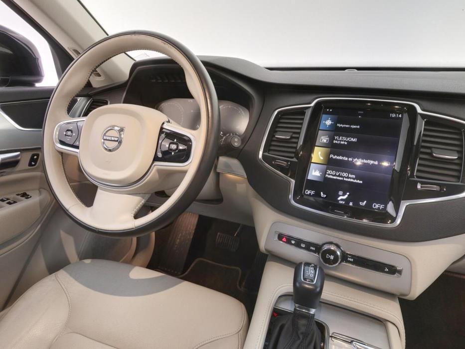 VOLVO XC90 2018