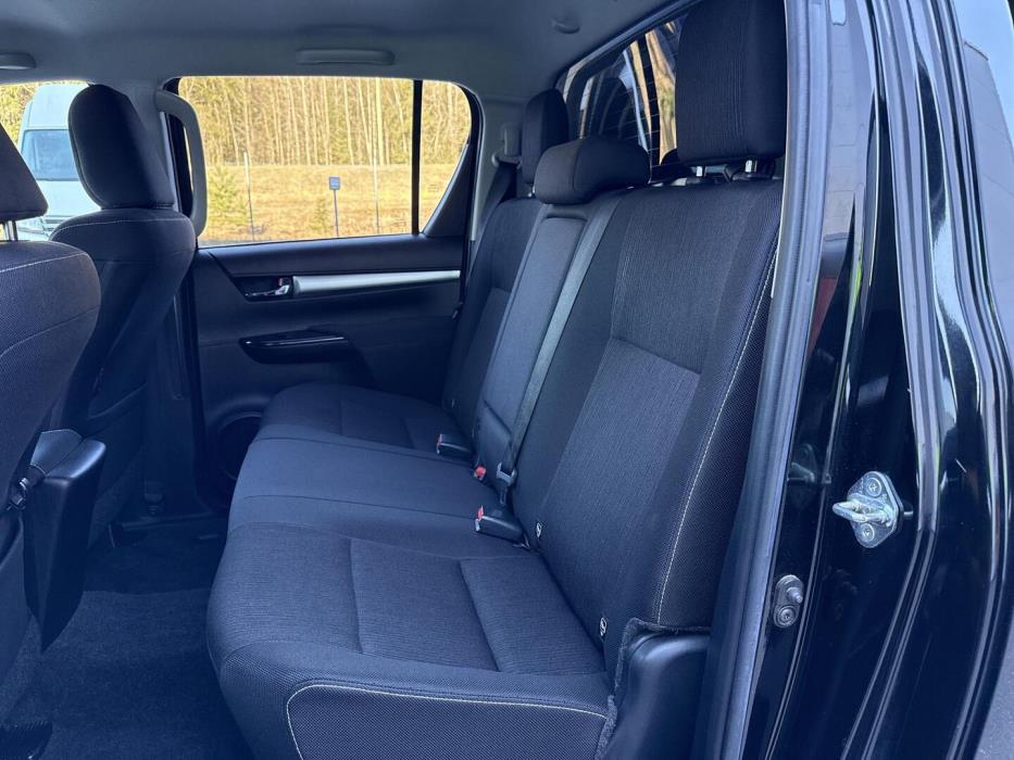TOYOTA HILUX 2020