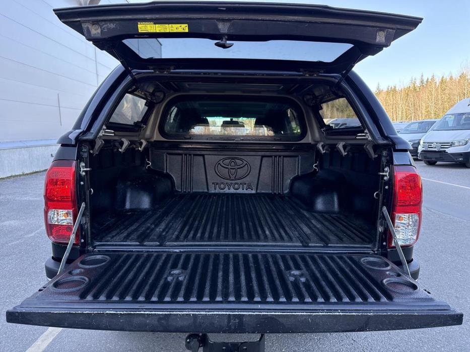 TOYOTA HILUX 2020