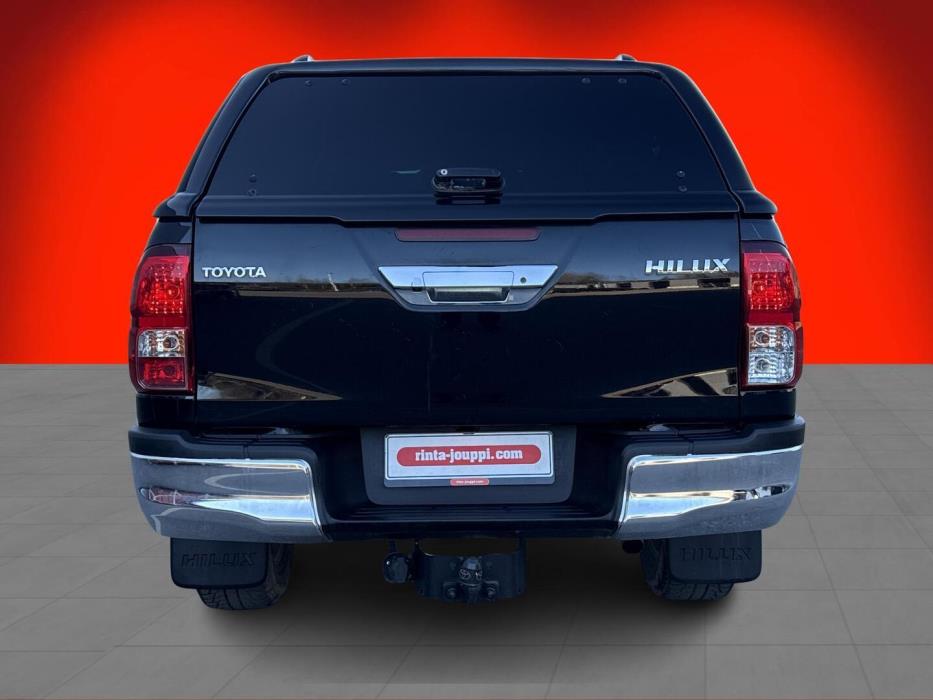 TOYOTA HILUX 2020